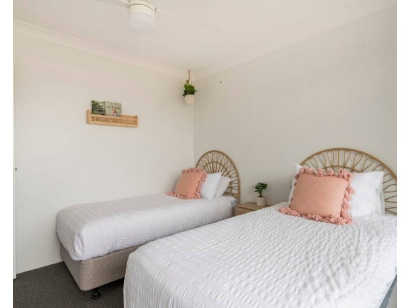 22/14 Jefferson Lane, Palm Beach QLD 4221