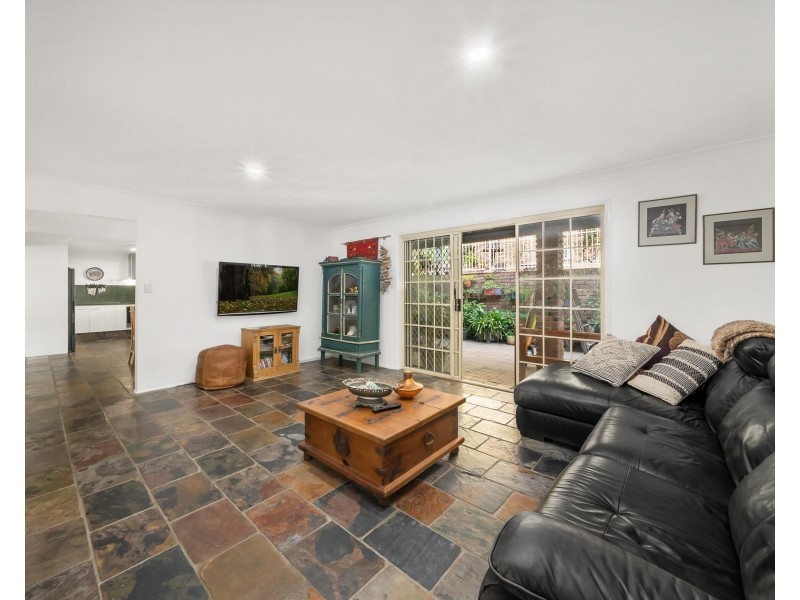 7 Wickepin Court, Elanora QLD 4221