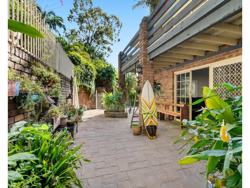 7 Wickepin Court, Elanora QLD 4221