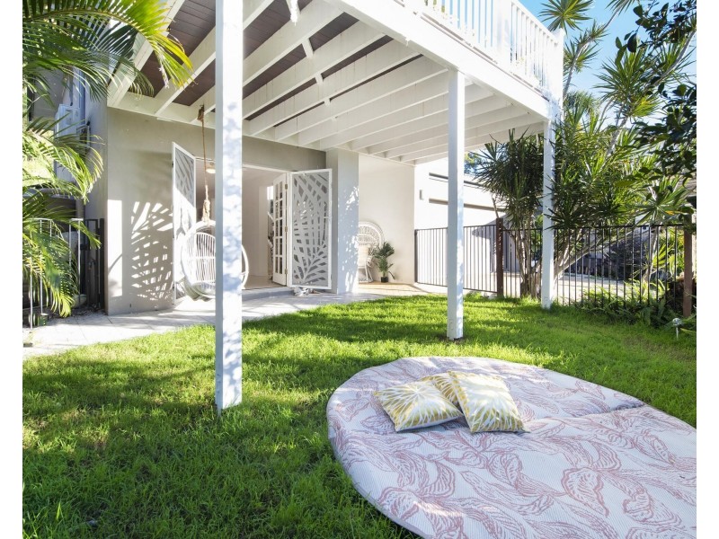 3A Wilkinson Crescent, Currumbin Waters QLD 4223