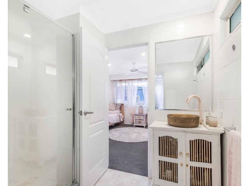 3A Wilkinson Crescent, Currumbin Waters QLD 4223
