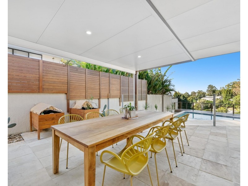 32 Jarrahdale Drive, Elanora QLD 4221