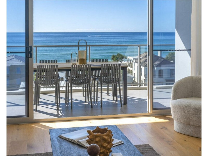 405/10 Third Avenue, Palm Beach QLD 4221