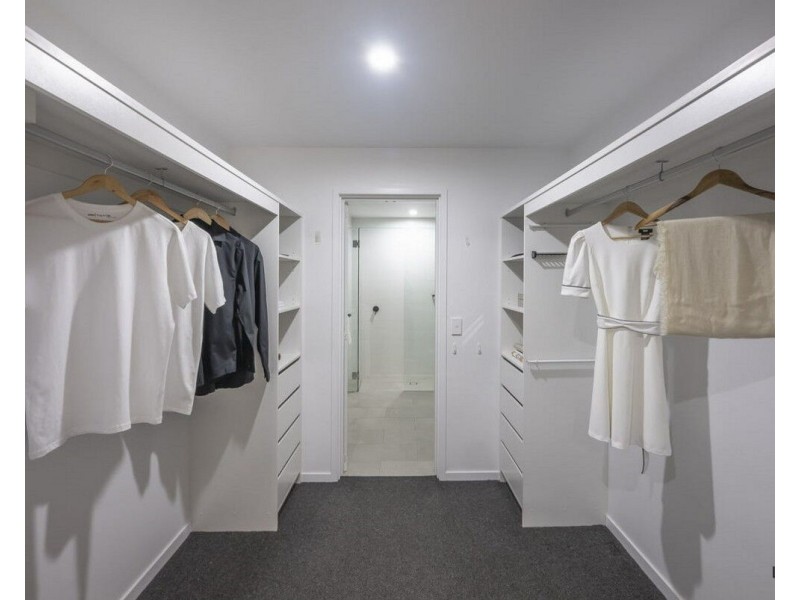 405/10 Third Avenue, Palm Beach QLD 4221