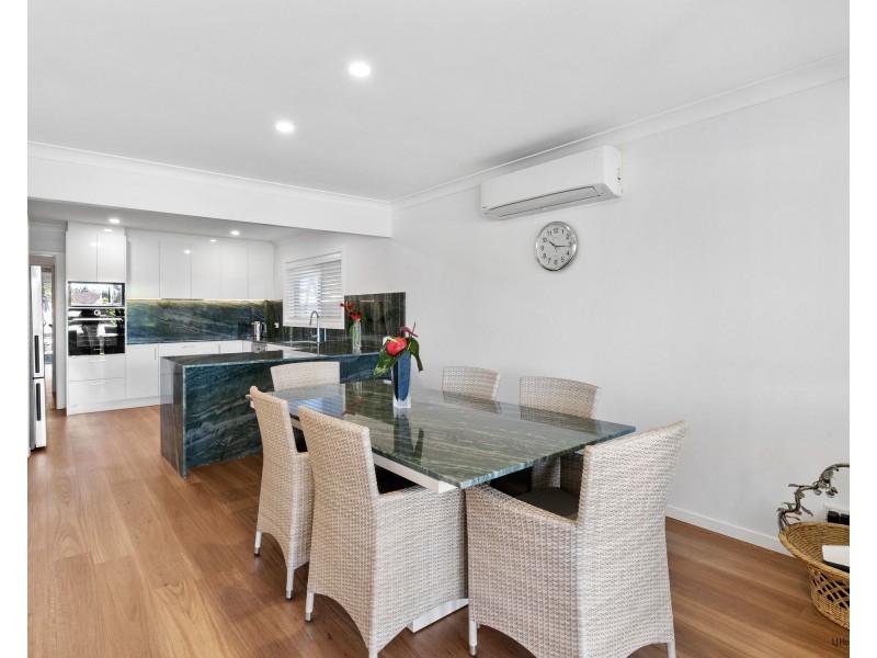 68 Mallawa Drive, Palm Beach QLD 4221