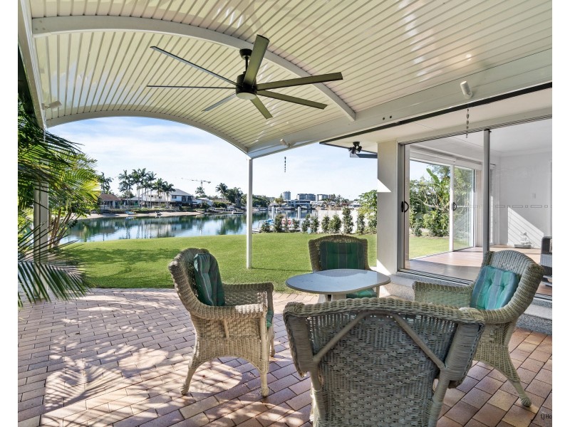 68 Mallawa Drive, Palm Beach QLD 4221