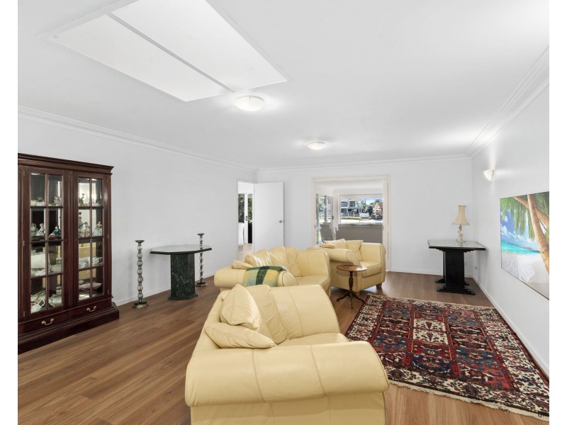 68 Mallawa Drive, Palm Beach QLD 4221