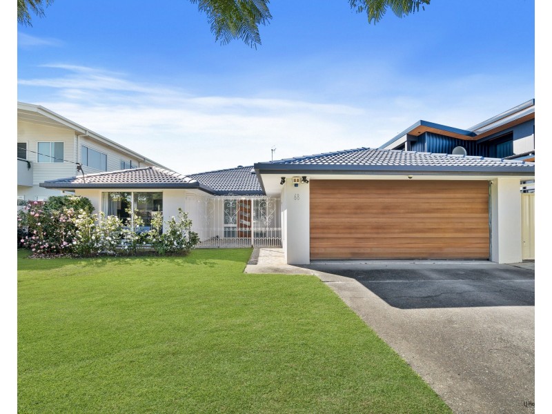 68 Mallawa Drive, Palm Beach QLD 4221