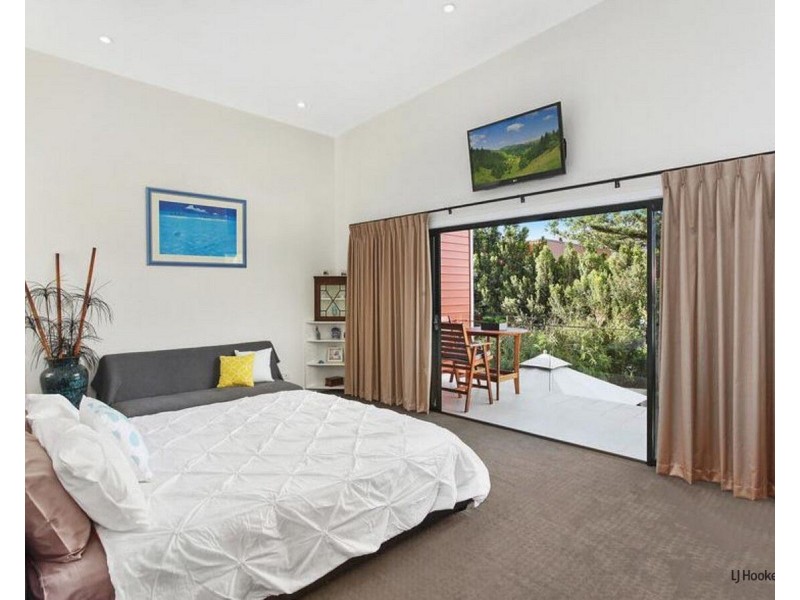 3 Cormack Place, Currumbin Waters QLD 4223