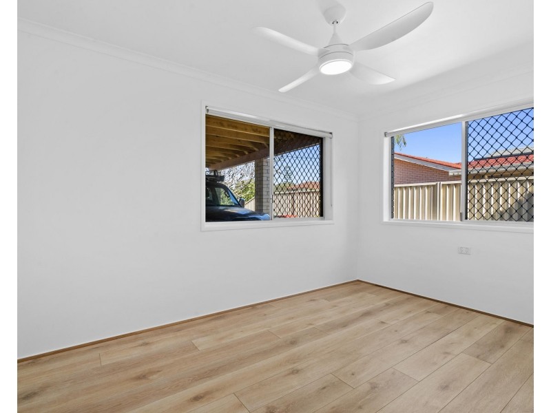 1/13 Tallebudgera Drive, Palm Beach QLD 4221