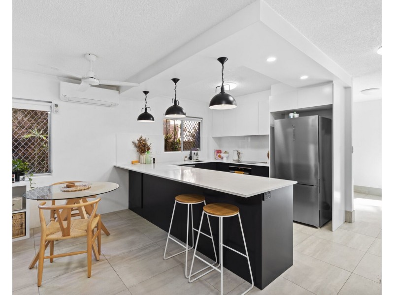 1/88 Sarawak Avenue, Palm Beach QLD 4221