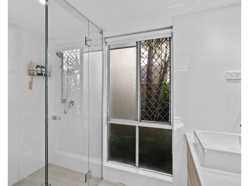 1/88 Sarawak Avenue, Palm Beach QLD 4221
