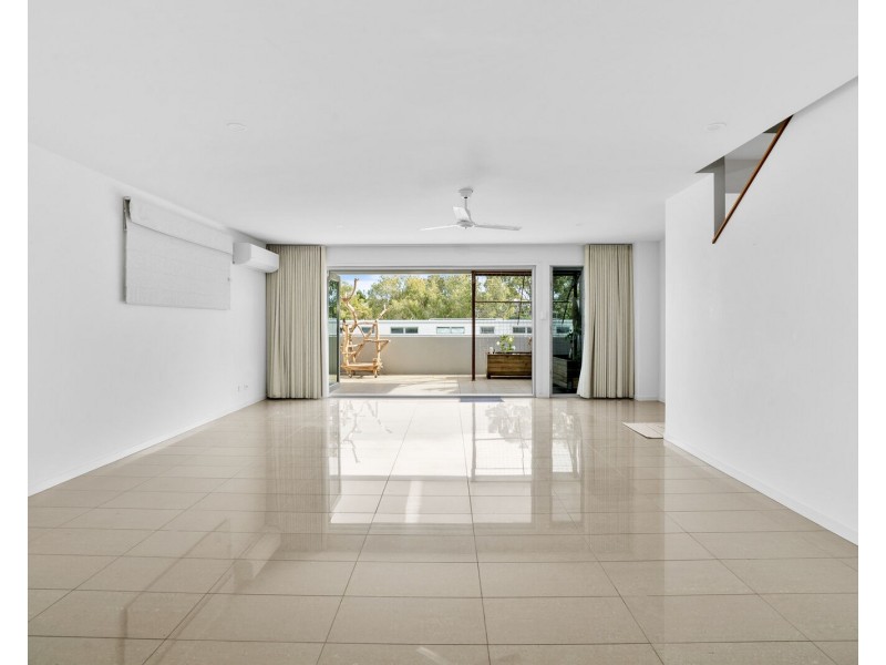 5/41-43 Dixon Street, Coolangatta QLD 4225