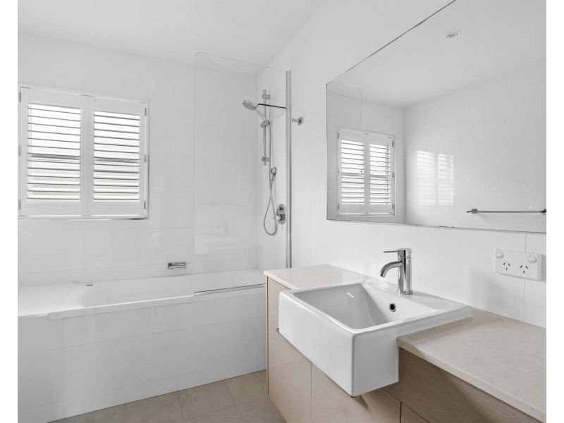 5/41-43 Dixon Street, Coolangatta QLD 4225