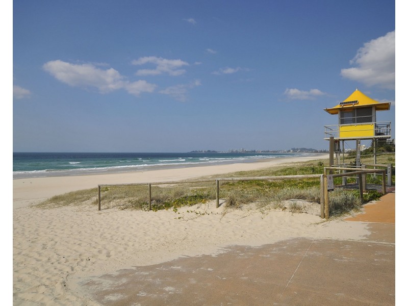 2/5-7 Hillcrest Avenue, Tugun QLD 4224