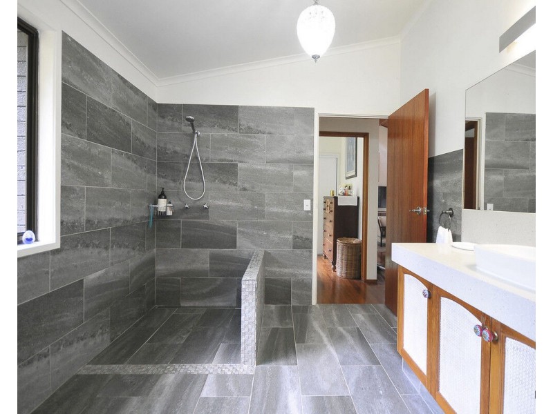 13 Marsh Place, Currumbin Valley QLD 4223