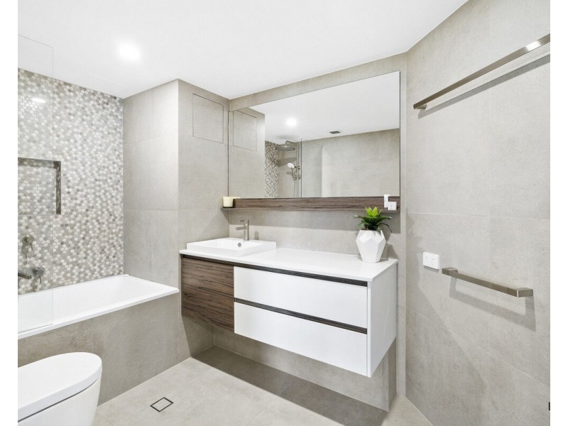 69/955 Gold Coast Highway, Palm Beach QLD 4221