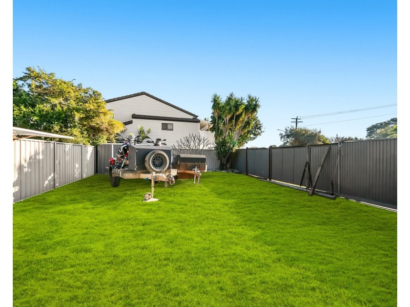 52 Seventh Avenue, Palm Beach QLD 4221