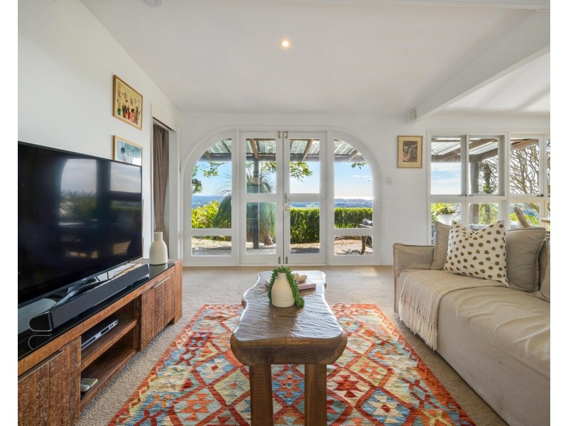 126 Coolamon Scenic Drive, Ewingsdale NSW 2481