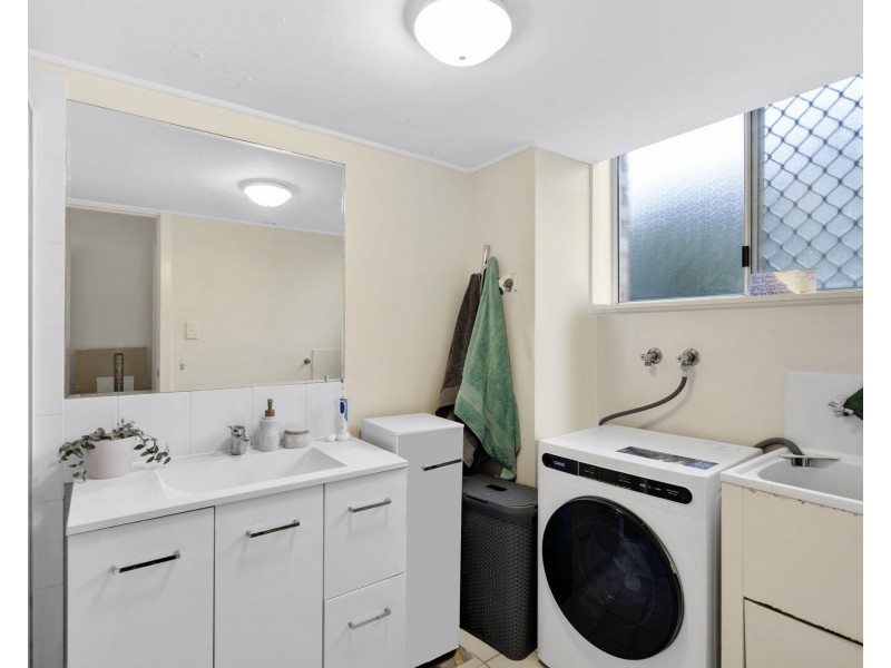 20/1 Rolan Court, Palm Beach QLD 4221