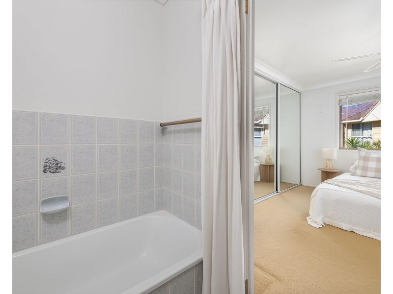 4/43 Murtha Drive, Elanora QLD 4221