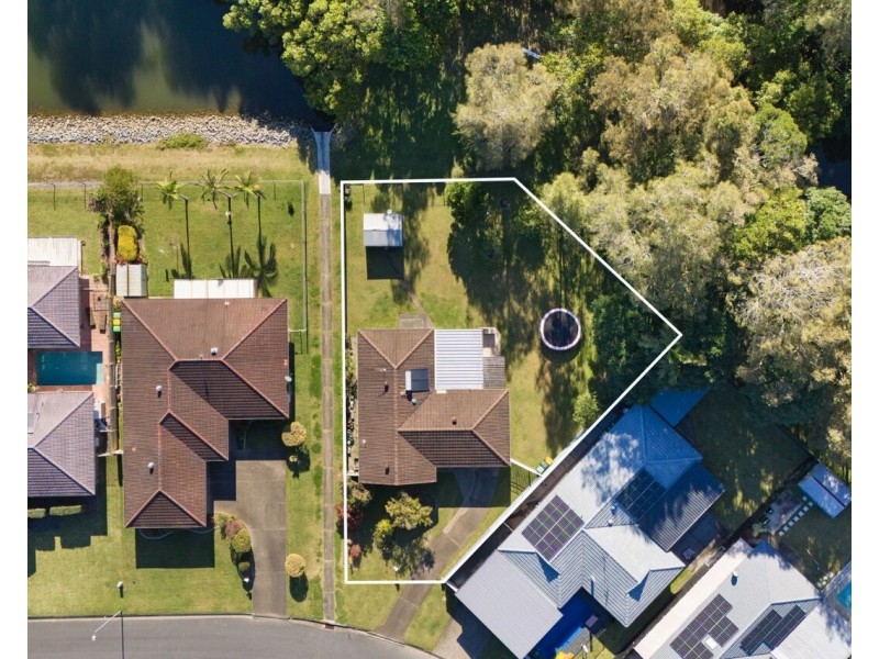 36 Togos Avenue, Currumbin Waters QLD 4223