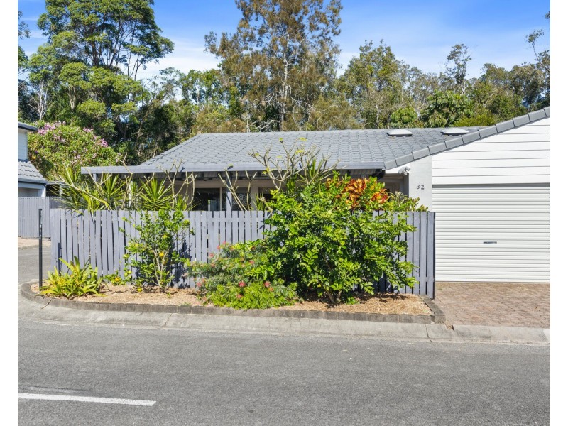 32/4 Itong Place, Currumbin Waters QLD 4223