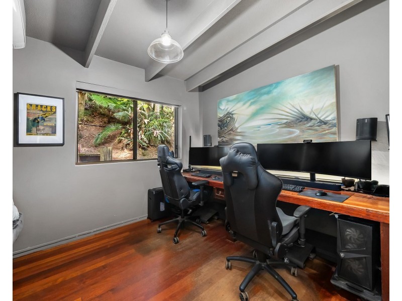 25 Esperance Close, Elanora QLD 4221