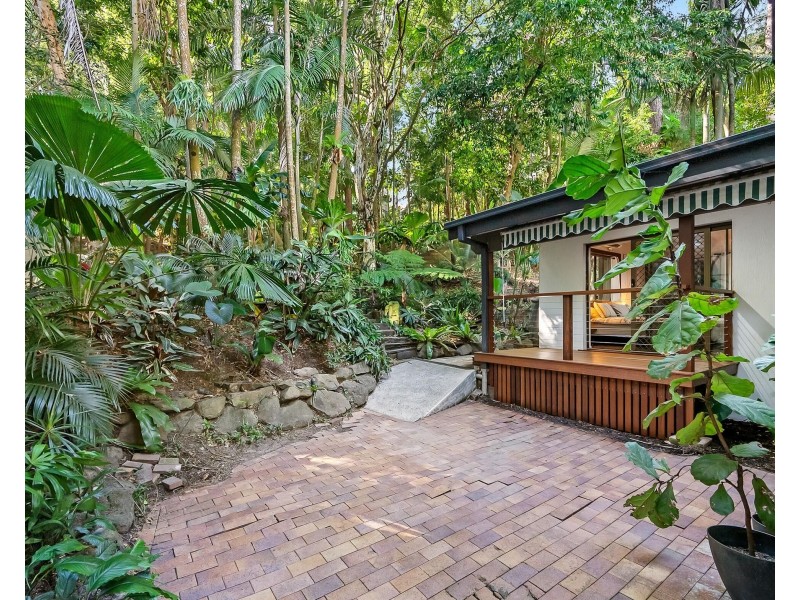 25 Esperance Close, Elanora QLD 4221