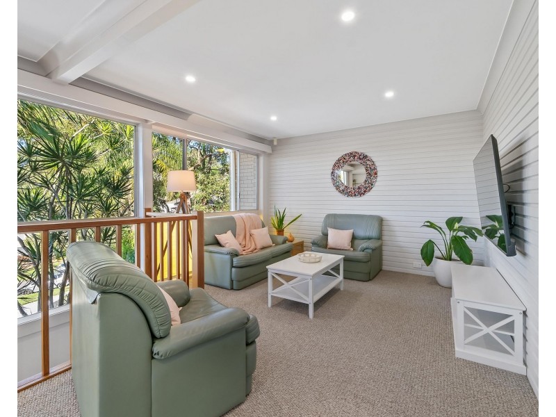 17 Nangana Street, Tugun QLD 4224