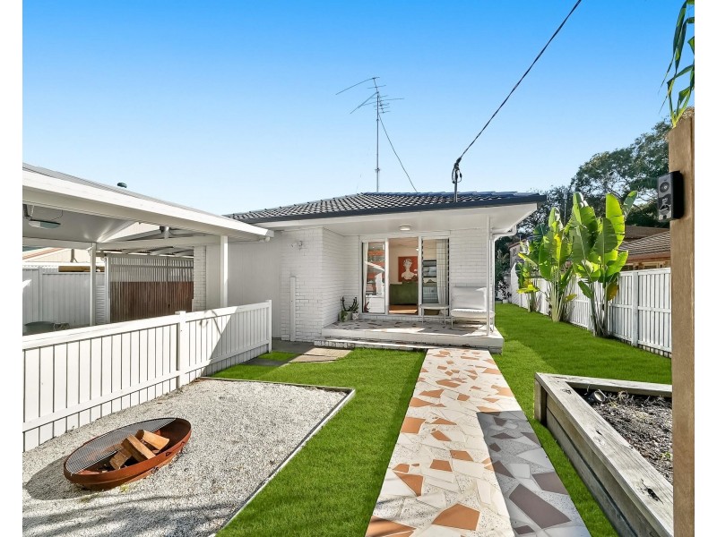 25 Kitchener Street, Tugun QLD 4224