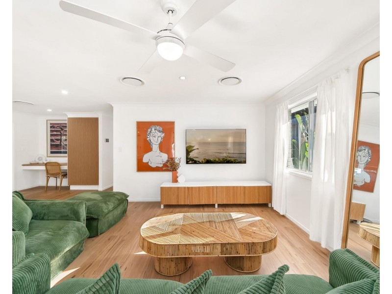 25 Kitchener Street, Tugun QLD 4224