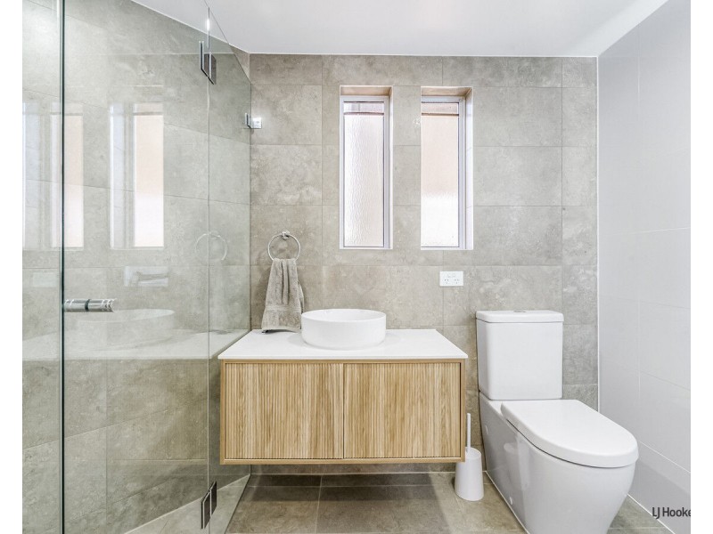 245 Jefferson Lane, Palm Beach QLD 4221