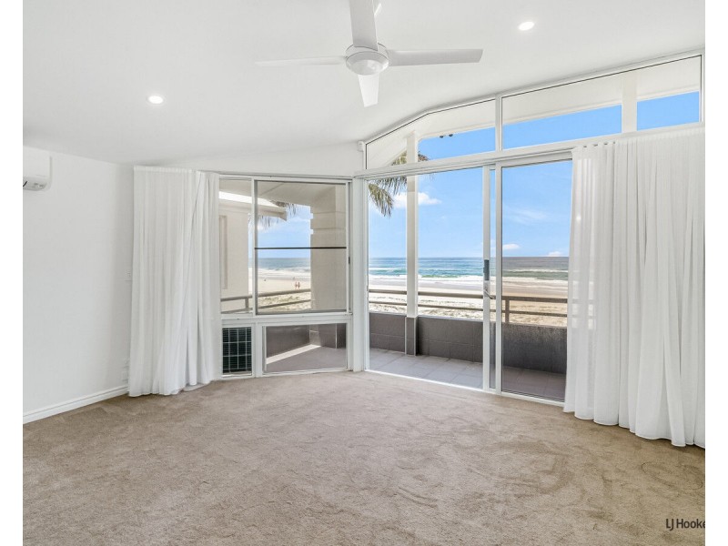 245 Jefferson Lane, Palm Beach QLD 4221