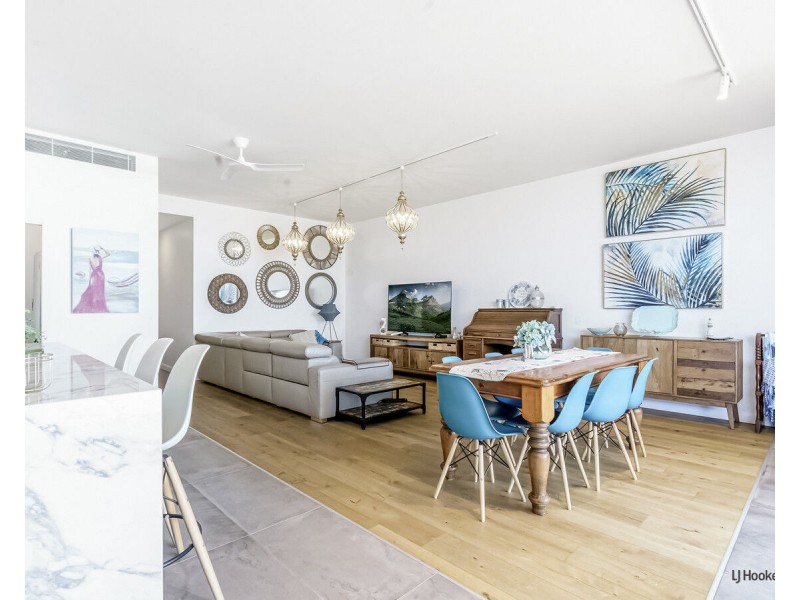 2/1331 Gold Coast Highway, Palm Beach QLD 4221