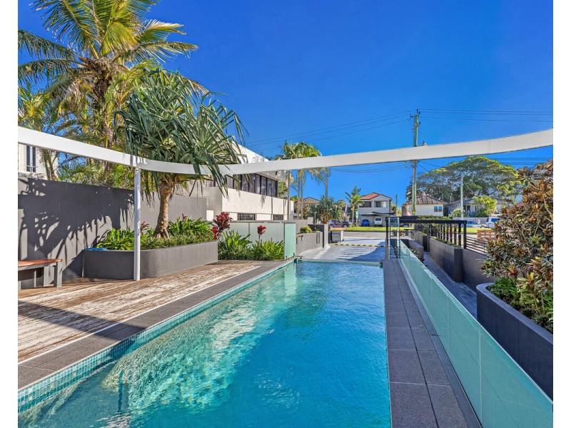 2/1331 Gold Coast Highway, Palm Beach QLD 4221