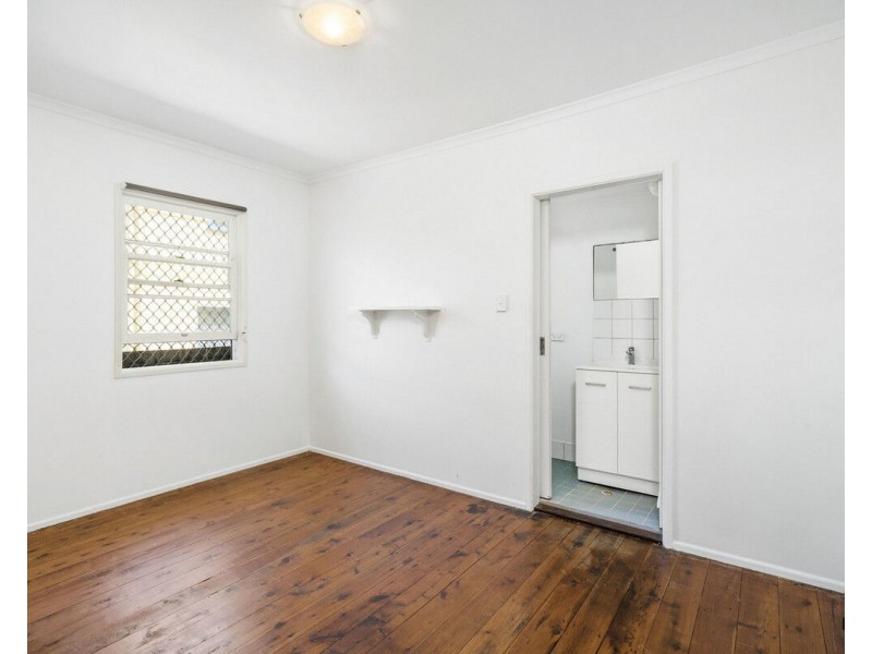 3/6 Lord Street, Coolangatta QLD 4225