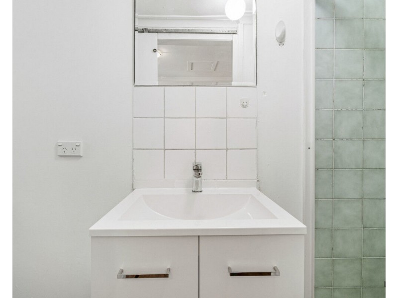 3/6 Lord Street, Coolangatta QLD 4225