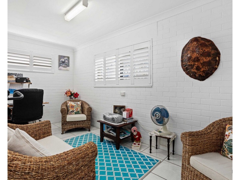 13 Egret Avenue, Burleigh Waters QLD 4220