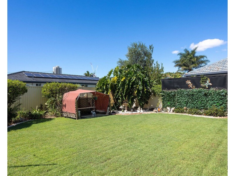 13 Egret Avenue, Burleigh Waters QLD 4220