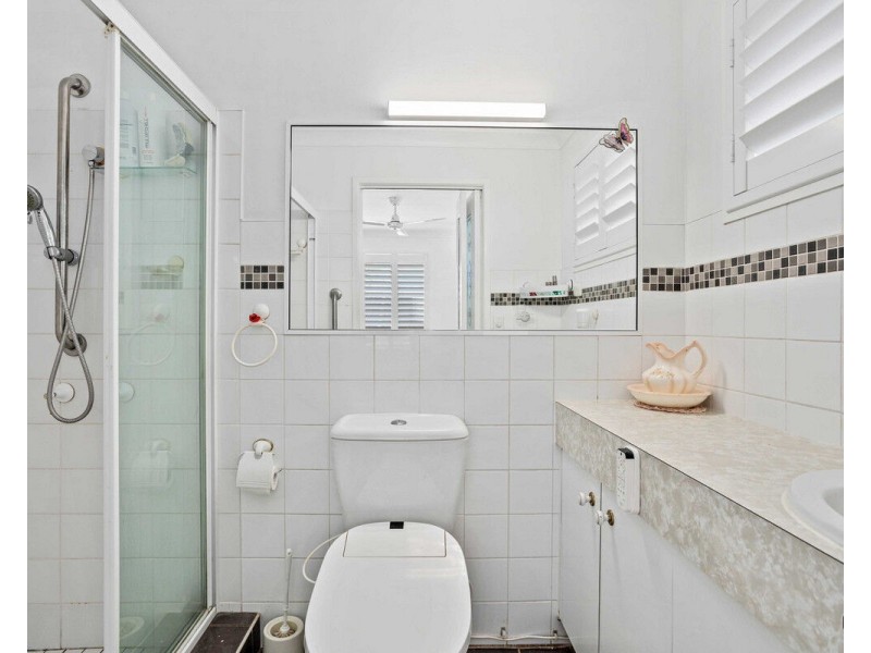 13 Egret Avenue, Burleigh Waters QLD 4220