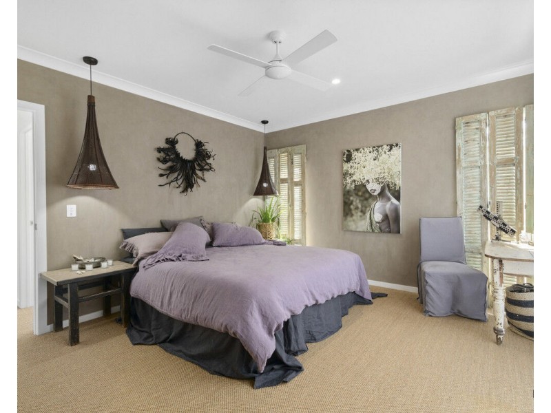 2/8 Fourteenth Avenue, Palm Beach QLD 4221