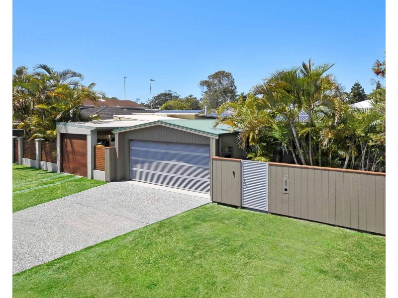 80 Third Avenue, Palm Beach QLD 4221