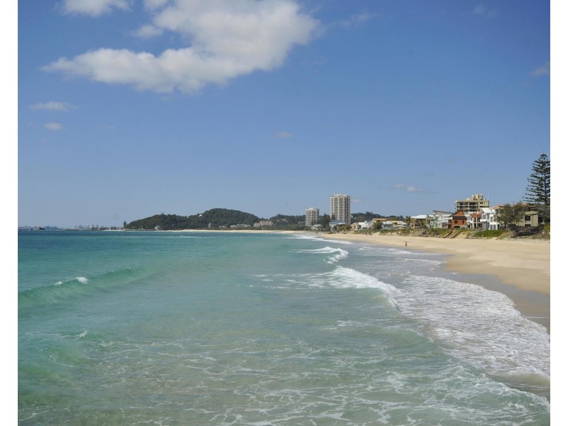 80 Third Avenue, Palm Beach QLD 4221