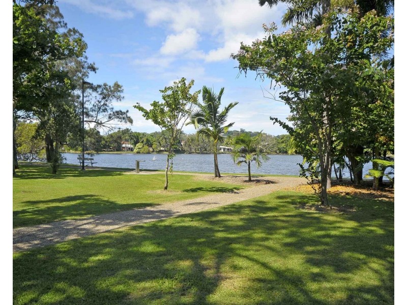 80 Third Avenue, Palm Beach QLD 4221