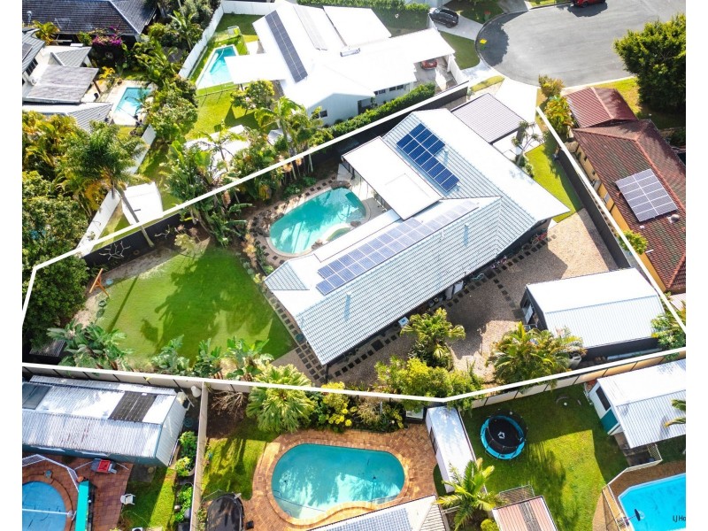 6 Ling Place, Palm Beach QLD 4221
