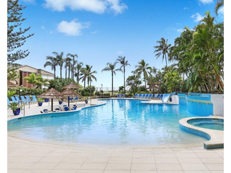 8A/973 Gold Coast Highway, Palm Beach QLD 4221