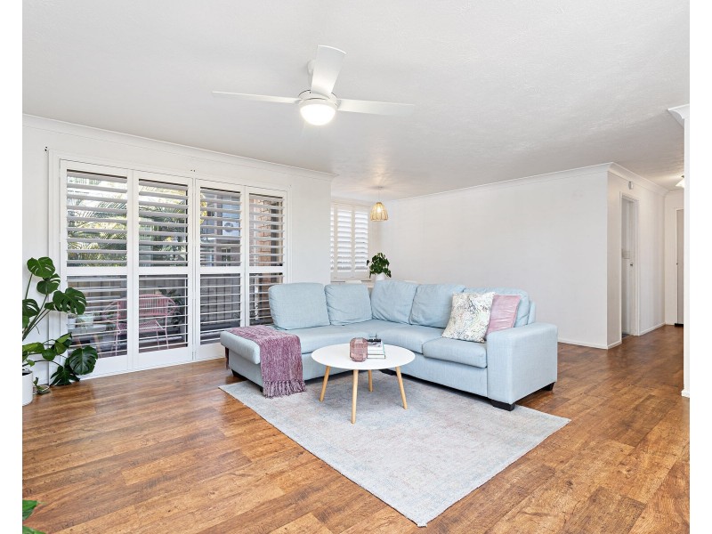 11/66 Sarawak Avenue, Palm Beach QLD 4221