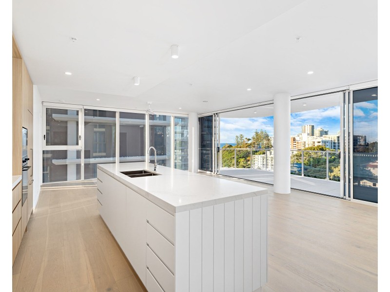 1303/7-11 Miles Street, Coolangatta QLD 4225