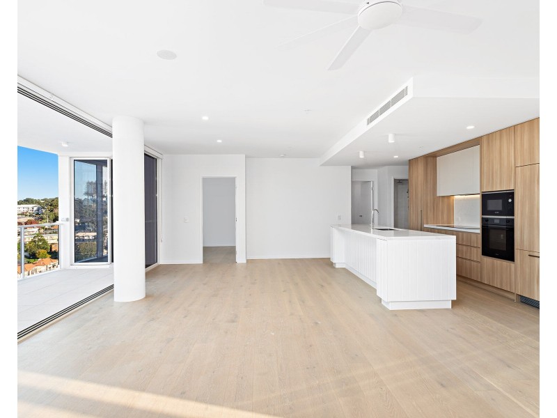 1303/7-11 Miles Street, Coolangatta QLD 4225